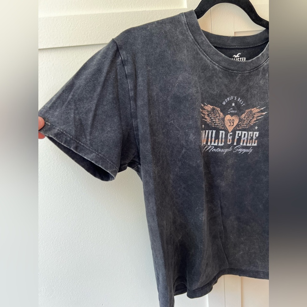 Hollister Women’s Marble Wild & Free T Shirt Size S - Picture 3 of 11